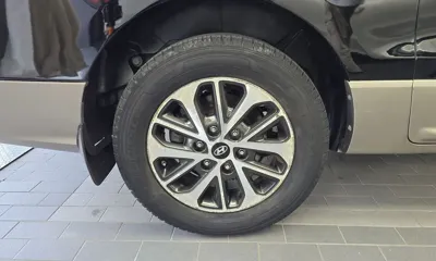 Hyundai Starex 2019, 36399 км, за 16082.45 USD