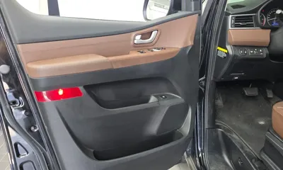 Hyundai Starex 2019, 36399 км, за 16082.45 USD - фото 24