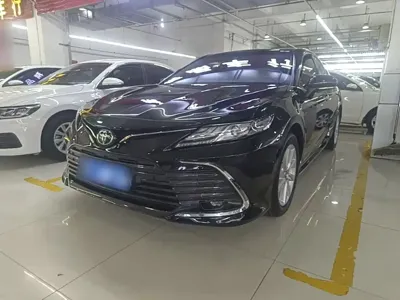 Toyota Camry 2022, 26800 км, за 15117.34 USD