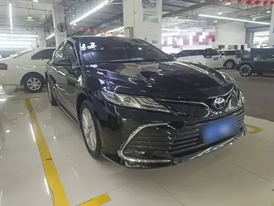 Toyota Camry 2022, 26800 км, за 15117.34 USD