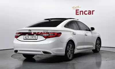 Hyundai Grandeur 2014, 235426 км, за 3479.06 USD