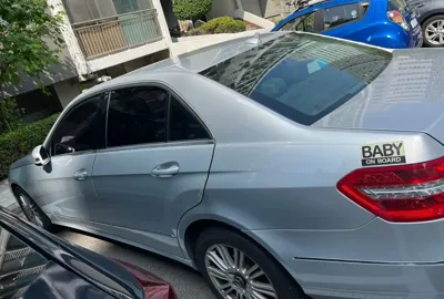 Mercedes-Benz E-Class 2011, 189000 км, за 2822.63 USD