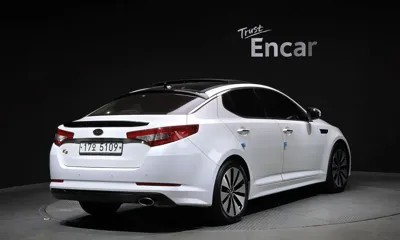 Kia K5 2011, 144091 км, за 3171.46 USD