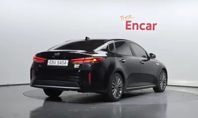 Kia K5 2018, 214392 км, за 4096.46 USD