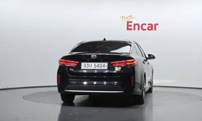 Kia K5 2018, 214392 км, за 4096.46 USD