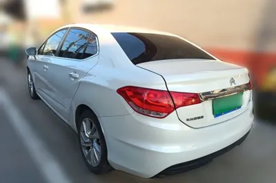 Citroen C4L 2014, 118699 км, за 3309 USD
