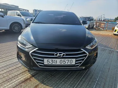 Hyundai Avante · 2017 год