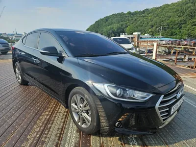Hyundai Avante 2017, 150089 км, за 5156.01 USD