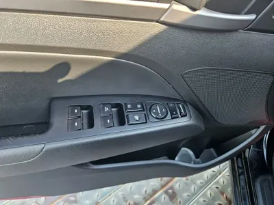Hyundai Avante 2017, 150089 км, за 5156.01 USD - фото 11