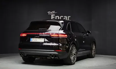 Porsche Cayenne 2019, 74563 км, за 45596.12 USD