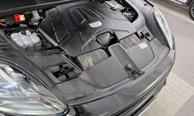 Porsche Cayenne 2019, 74563 км, за 45596.12 USD - фото 6