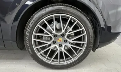 Porsche Cayenne 2019, 74563 км, за 45596.12 USD - фото 21