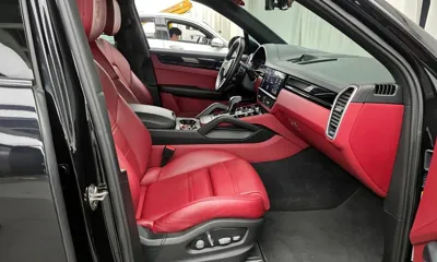 Porsche Cayenne 2019, 74563 км, за 45596.12 USD - фото 26
