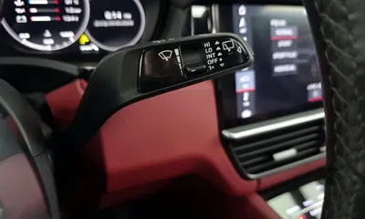 Porsche Cayenne 2019, 74563 км, за 45596.12 USD - фото 30