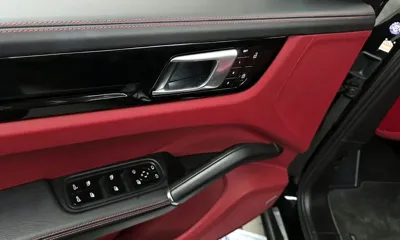 Porsche Cayenne 2019, 74563 км, за 45596.12 USD - фото 33