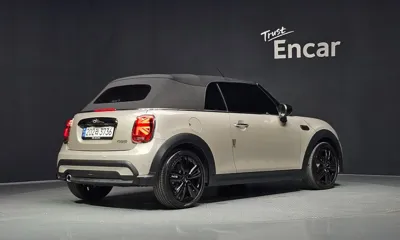 MINI Cooper Convertible 2024, 6360 км, за 22443.42 USD