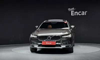 Volvo V90 2021, 111294 км, за 21125.81 USD