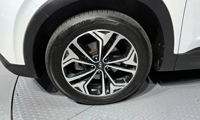 Hyundai Santafe 2019, 83571 км, за 11395.45 USD