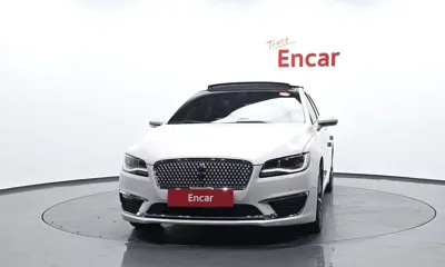 Lincoln MKZ 2017, 87841 км, за 8256.22 USD