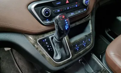 Hyundai Starex 2019, 73565 км, за 27350.97 USD - фото 9