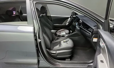 Kia Niro 2020, 105670 км, за 9897.76 USD - фото 26