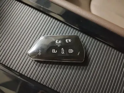 Volkswagen Viloran 2022, 71200 км, за 19128.53 USD - фото 9