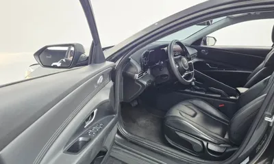 Hyundai Avante 2023, 63077 км, за 10097.73 USD - фото 10