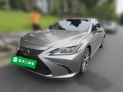 Lexus ES 2019, 116800 км, за 24852.37 USD