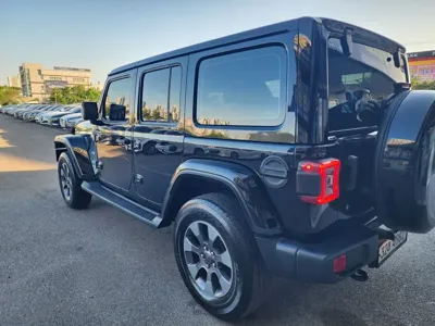 Jeep Wrangler 2019, 124144 км, за 16901.77 USD - фото 6