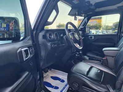 Jeep Wrangler 2019, 124144 км, за 16901.77 USD - фото 7
