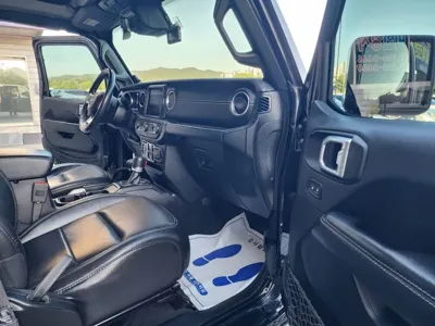 Jeep Wrangler 2019, 124144 км, за 16901.77 USD - фото 9