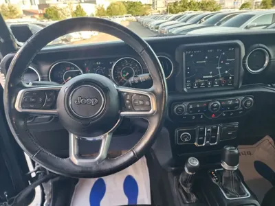 Jeep Wrangler 2019, 124144 км, за 16901.77 USD - фото 12