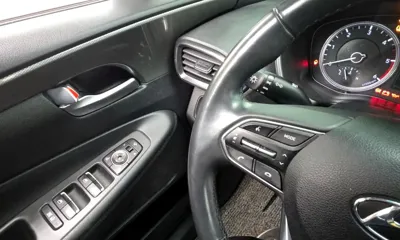 Hyundai Santafe 2019, 143653 км, за 11826.89 USD - фото 17