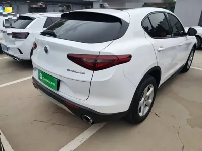 Alfa Romeo Stelvio 2019, 79400 км, за 11094.55 USD