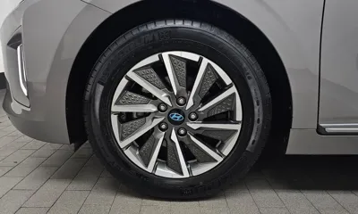 Hyundai Ioniq 2020, 27418 км, за 13588.03 USD