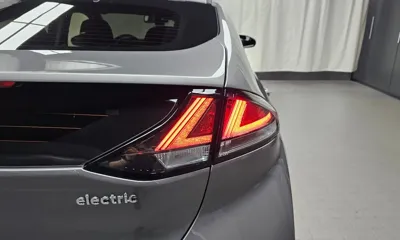 Hyundai Ioniq 2020, 27418 км, за 13588.03 USD - фото 23