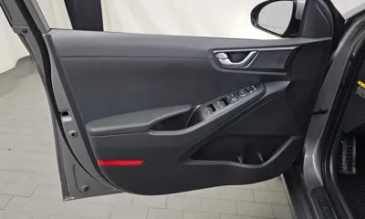 Hyundai Ioniq 2020, 27418 км, за 13588.03 USD - фото 24