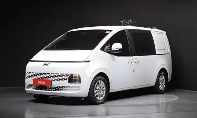 Hyundai Staria · 2022 год