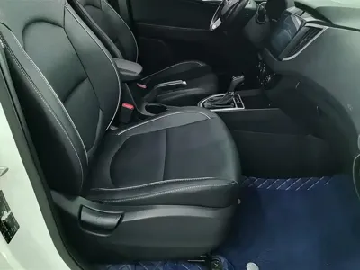 Hyundai ix25 2018, 45500 км, за 6621.41 USD - фото 8