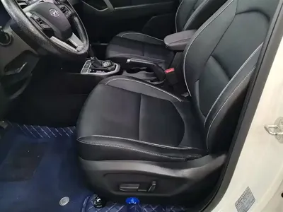 Hyundai ix25 2018, 45500 км, за 6621.41 USD - фото 9