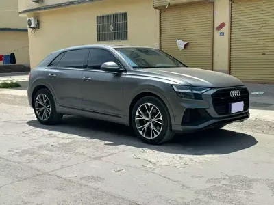 Audi Q8 2021, 56000 км, за 37234.5 USD