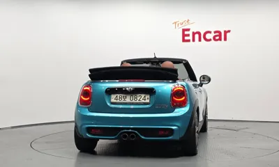 MINI Cooper Convertible 2016, 94248 км, за 9425.99 USD