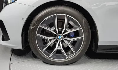 BMW 5-Series 2025, 6587 км, за 48783.75 USD
