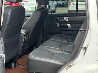 Land Rover Discovery 2013, 185000 км, за 30636.5 USD