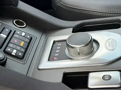 Land Rover Discovery 2013, 185000 км, за 30488.48 USD - фото 8