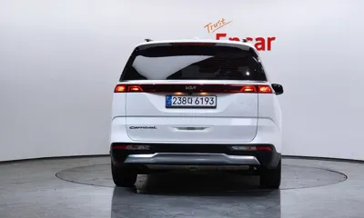 Kia Canival 2021, 91393 км, за 17120.58 USD