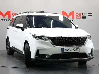 Kia Canival 2023, 72668 км, за 19177.01 USD