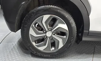 Hyundai Kona 2020, 82112 км, за 11093.61 USD