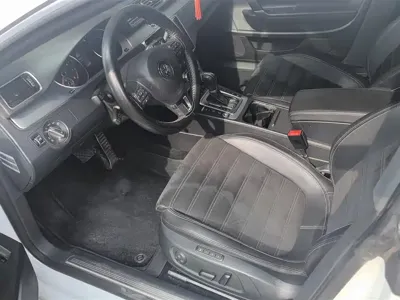 Volkswagen CC 2015, 136700 км, за 7254.13 USD - фото 9