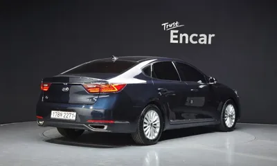 Kia K7 2019, 77693 км, за 10831.04 USD